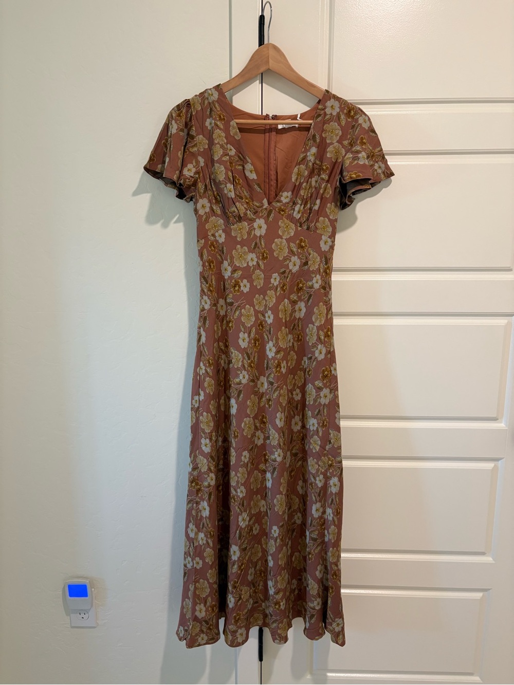 Storia Y2k Bias Cut Romantic Rust Floral Midi Dress Flutter Sleeves Sz M NWT